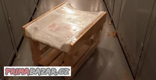 prebalovaci-pult-na-vanu