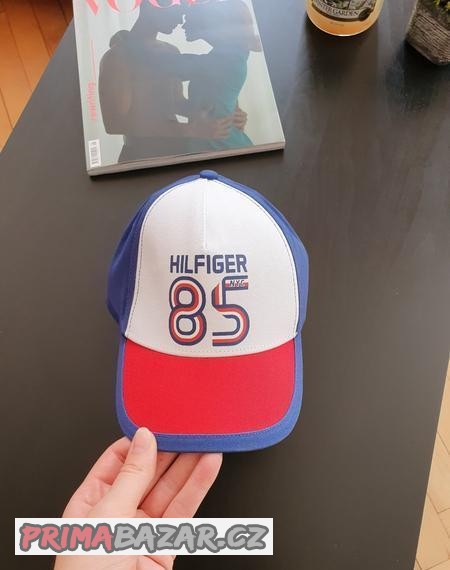 ksiltovka-tommy-hilfiger