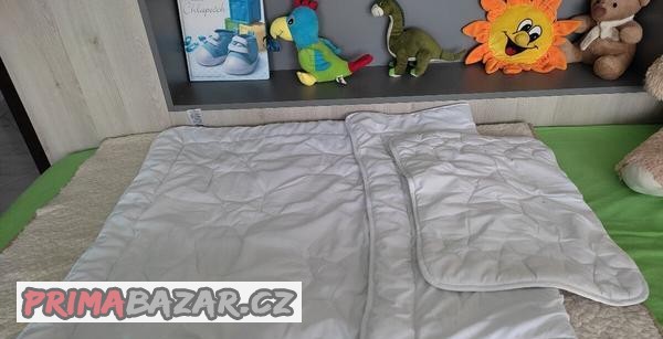 Souprava do postýlky- polštář, přikrývka
