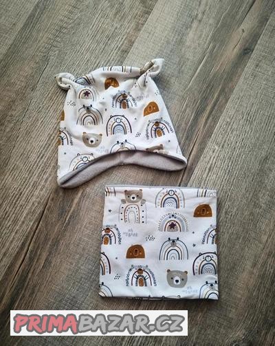 set-nakrcnik-a-cepice-s-ousky-s-fleecem