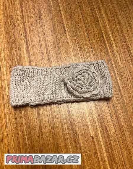 celenka-pletena-babygap-vel-one-size