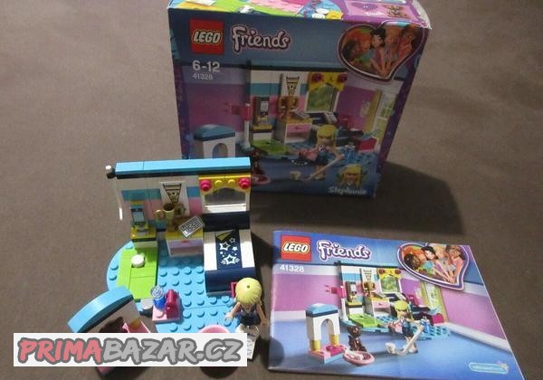 LEGO Friends 41328 Stephanie a její ložnice