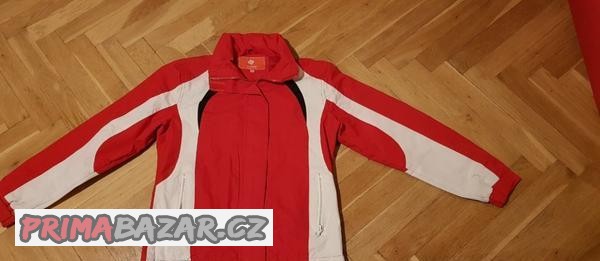 divci-bunda-vel-140-9-10-let-s-kapucou