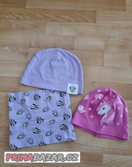 divci-jarni-set-cepice-a-nakrcnik