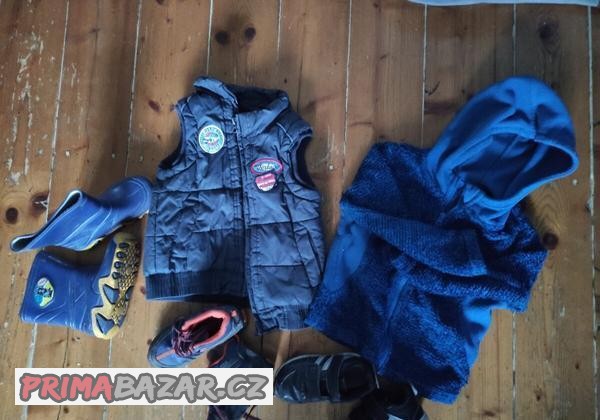 set-obleceni-pro-kluka
