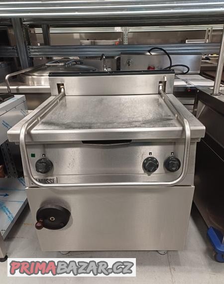 elektricka-sklopna-panev-zanussi-50l