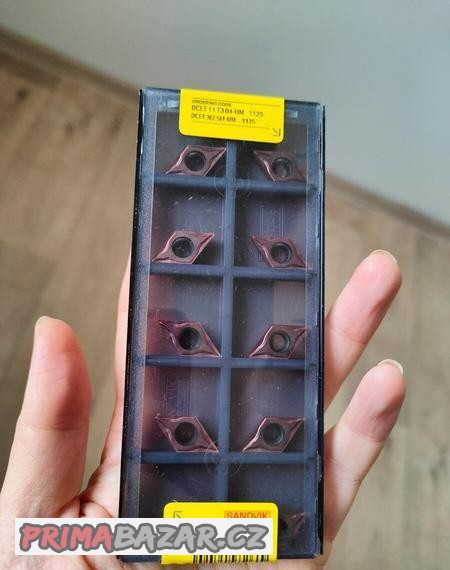 dcet-11t304-um-1125-sandvik-desticky