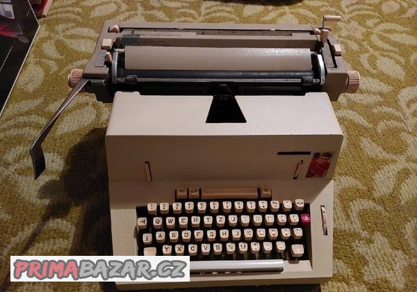 retro-psaci-stroj-consul