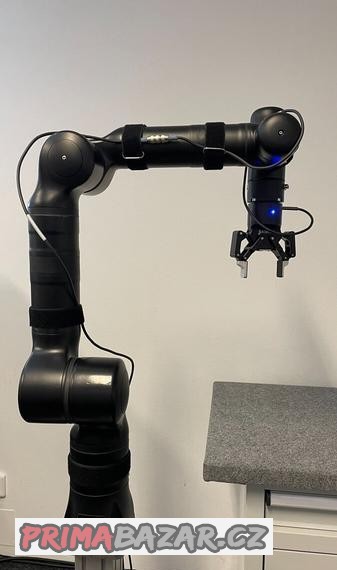 kolaborativni-robot-kr810