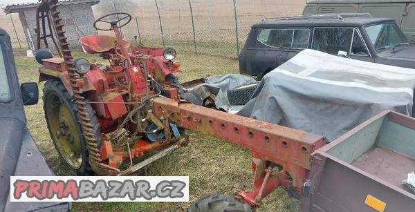 traktor-rs09