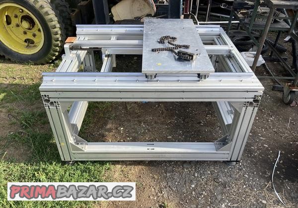 prodam-podavaci-stul-na-3d-cnc-linka-a-ine
