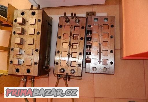 forma-na-vstrekolis-na-vyrobu-dvoch-rozmerovych-druhov-prieh