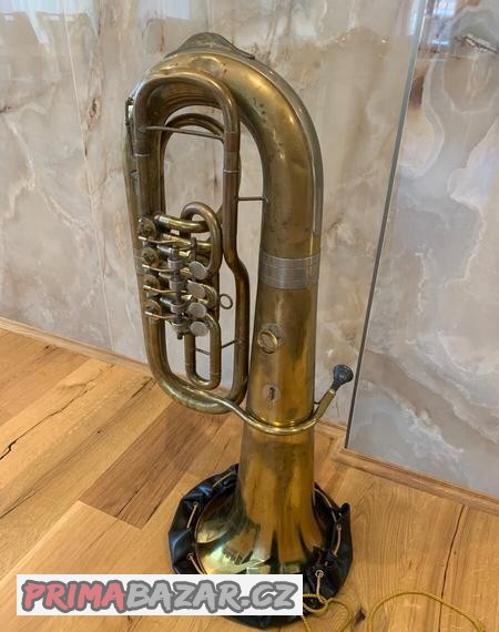 tuba-amati-kraslice