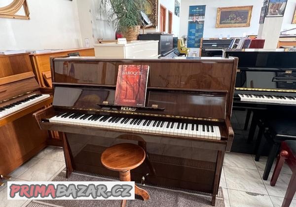 Pianino Petrof mod. klasik 114 se zárukou, doprava zdarma.
