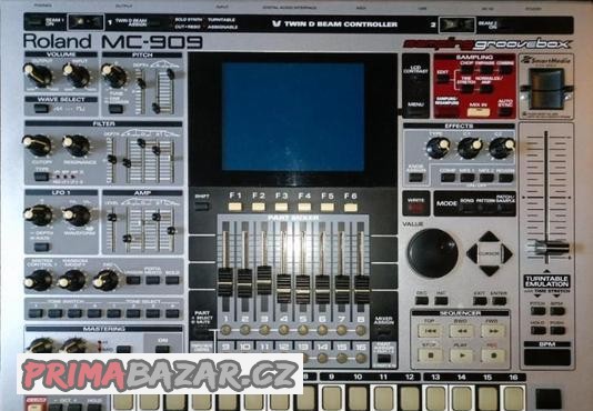 ROLAND MC-909