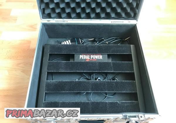 Pedaltrain JR TC + Voodoo Lab Pedal Power 2 Plus