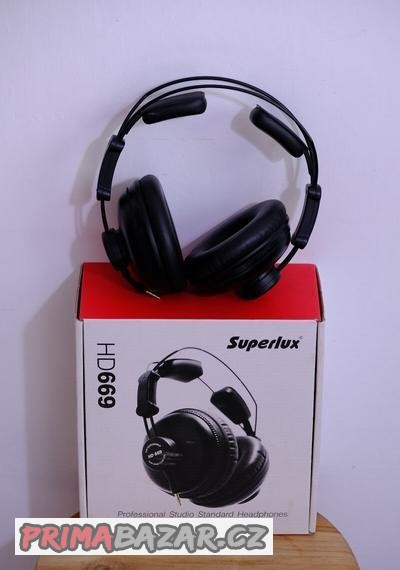 Superlux HD669