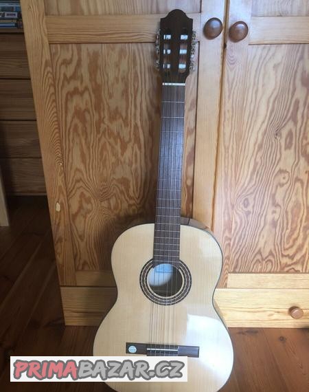Kytara Classica (solid tonewood) + taška