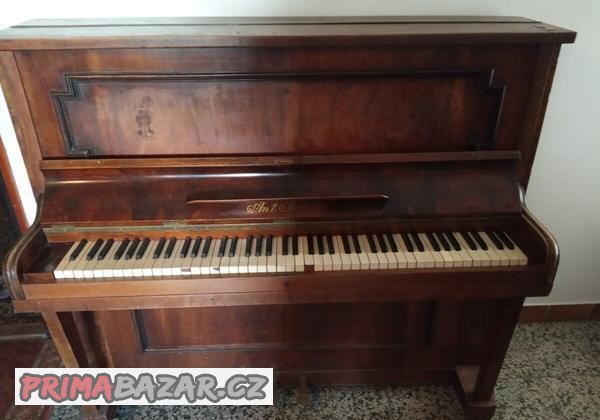 Historické piano