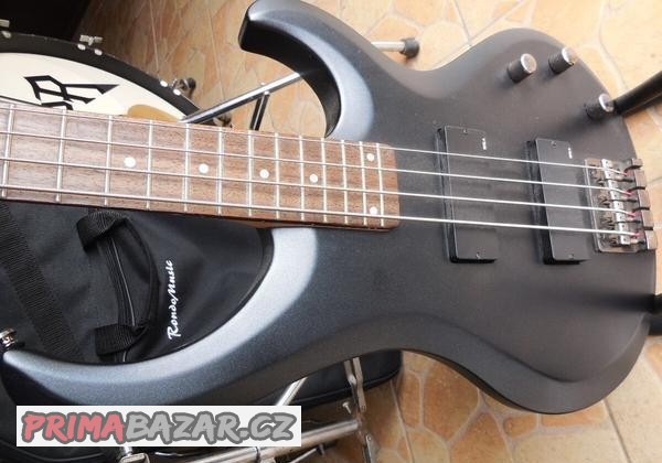 BASA IBANEZ BTB 200 + POUZDRO  VÝBORNÝ STAV