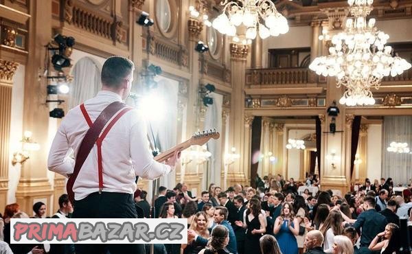 kapela Aura na soukromé i firemní akce, plesy, svatby