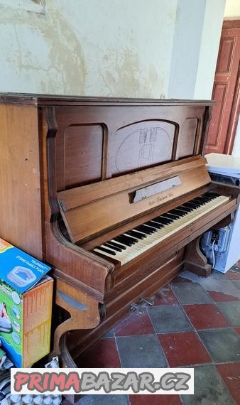 piano-za-odvoz-k-dekoraci
