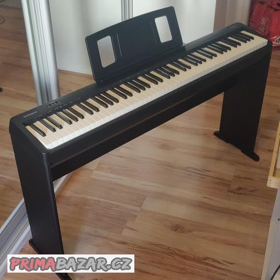 Piano Roland FP-10 BK
