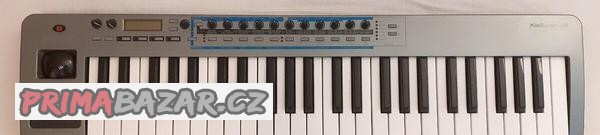 syntezator-a-midi-kontroler-novation-xiosynth-49