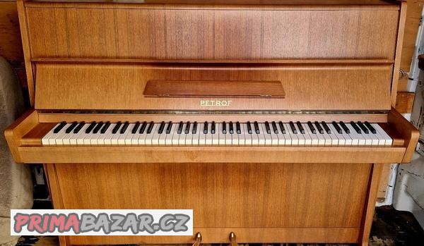 piano-petrof-k114