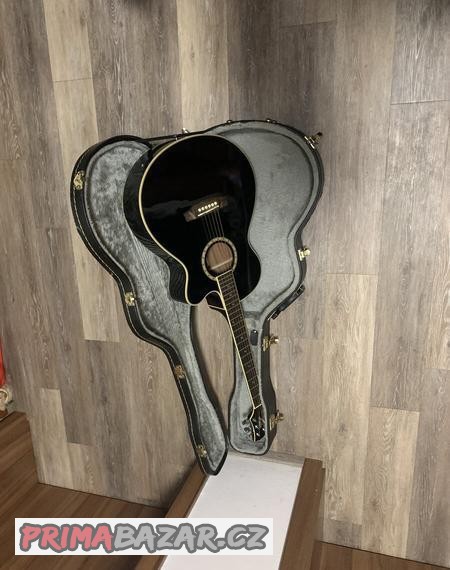 Elektroakusticka kytara