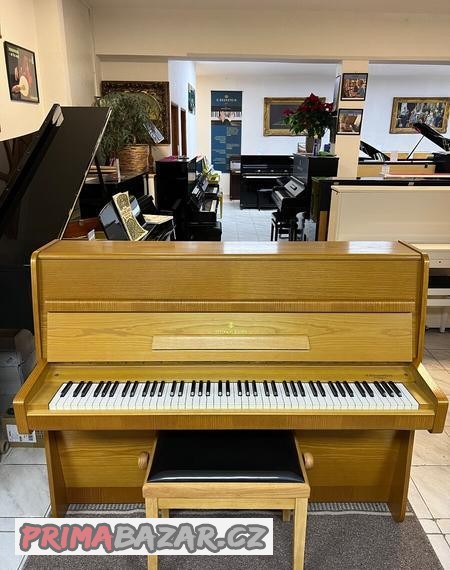 STEINWAY & SONS po prvním majiteli, se zárukou 2 roky.