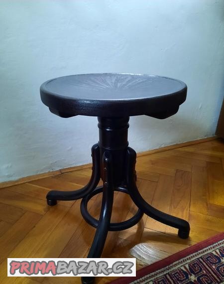 Pianová stolička THONET..