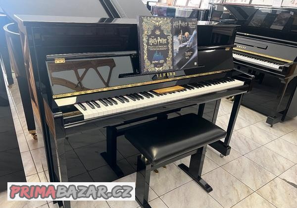 zanovne-pianino-yamaha-mod-b2-v-zaruce-vcetne-zidle