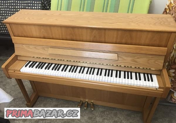 Krásné pianino ROYALE