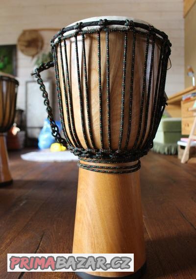 djembe-buben-mahagon-61cmx29-cm-poukaz-na-kurz-bubnovani