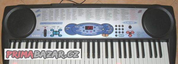 Výukové klávesy Casio LK 40 (svítící klapky)