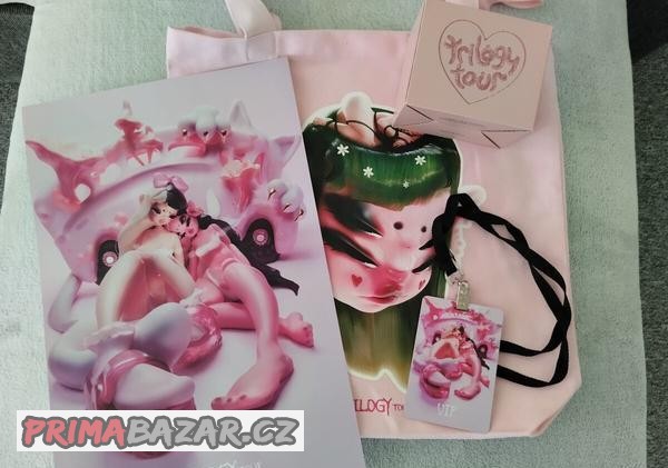melanie-martinez-vip