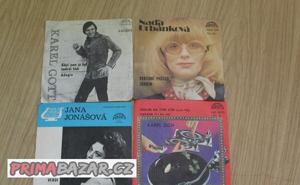 SP DESKY GOTT, URBÁNKOVÁ, ZICH, JONÁŠOVÁ