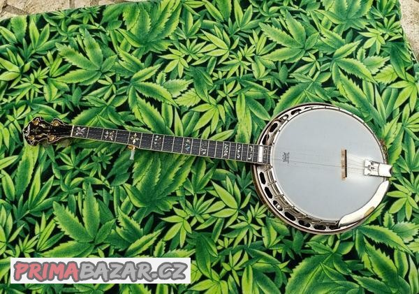 PĚTISTRUNNÉ BANJO