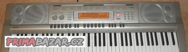 Casio WK 200 (rozsah 6,5 oktávy a samplování)