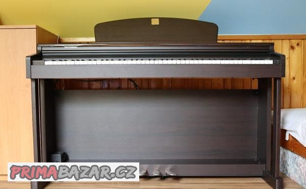 prodam-digitalni-piano-dynatone-dps-1000