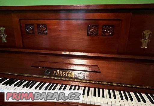 pianino-forster-po-kompletni-renovaci