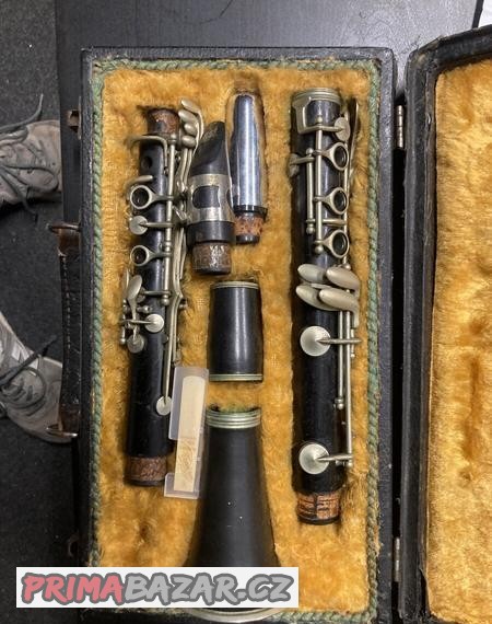 klarinet-amati-1131