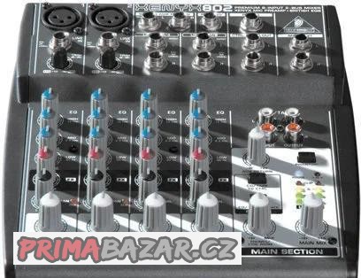 Analogový mixážní pult Behringer Xenyx 802