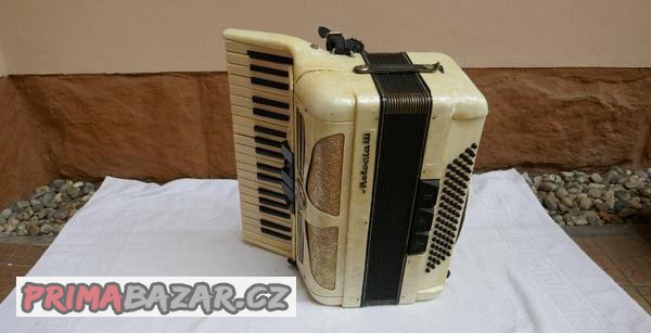 akordeon-lignatone-melodia-iii