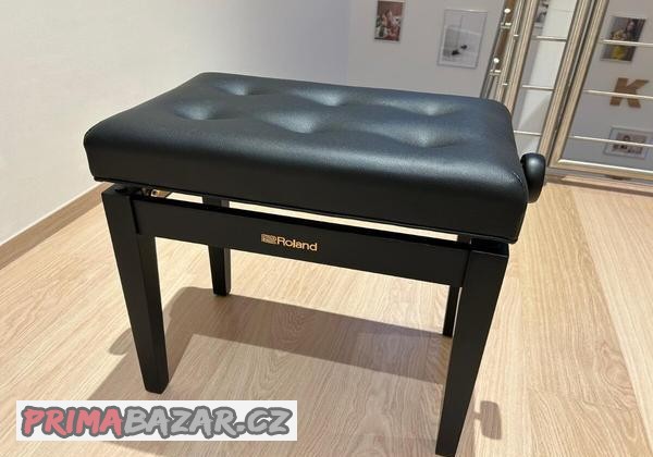 Černá klavírní stolička Roland RPB-300BK