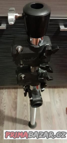 alesis