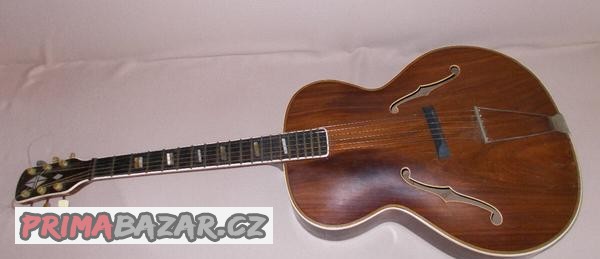 Starožitná akustická kytara typ GIBSON
