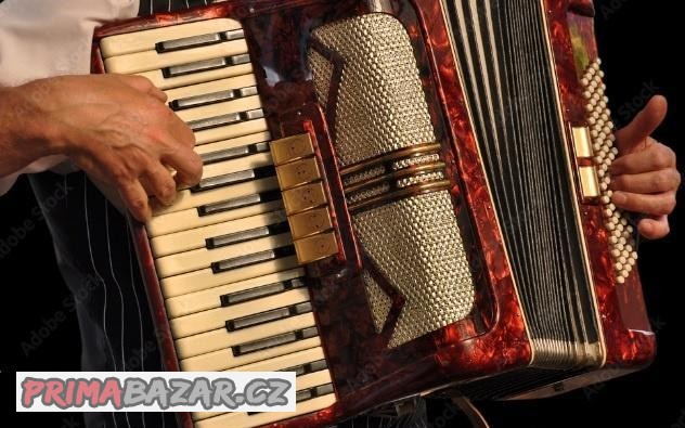 akordeonista-harmonika-na-rodinne-oslavy