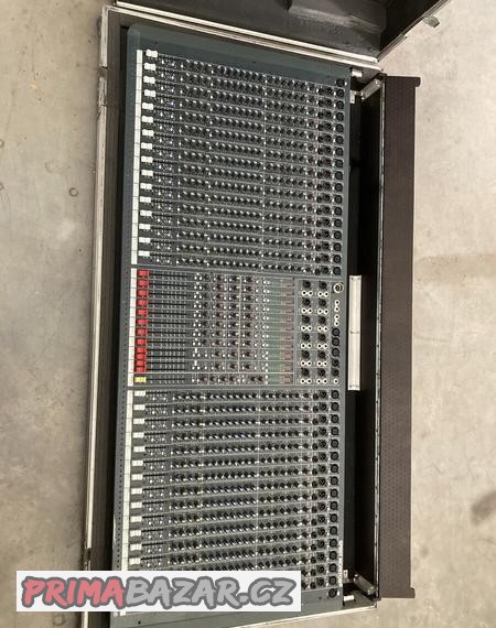 Soundcraft spirit monitor